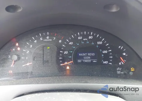 2011 Toyota Camry Xle z USA, uszkodzony, nr VIN 4T4BF3EK1BR175079